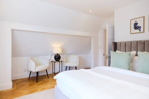 House (4 Bedrooms) | Exterior - The Charm of Chelsea - Modern 4bdr With Shared Courtyard (London)