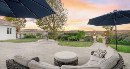 Stunning 2-bedroom house w/ fitness room, outdoor kitchen WiFi in Moorpark