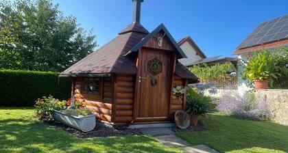 Schöne helle 60 qm Souterrainwohnung mit großer Terrasse in Waischenfeld