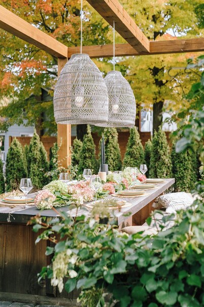 Historic Octagon House! Pet Friendly. Heart of Picton. 5 bedrooms/5.5 bathrooms