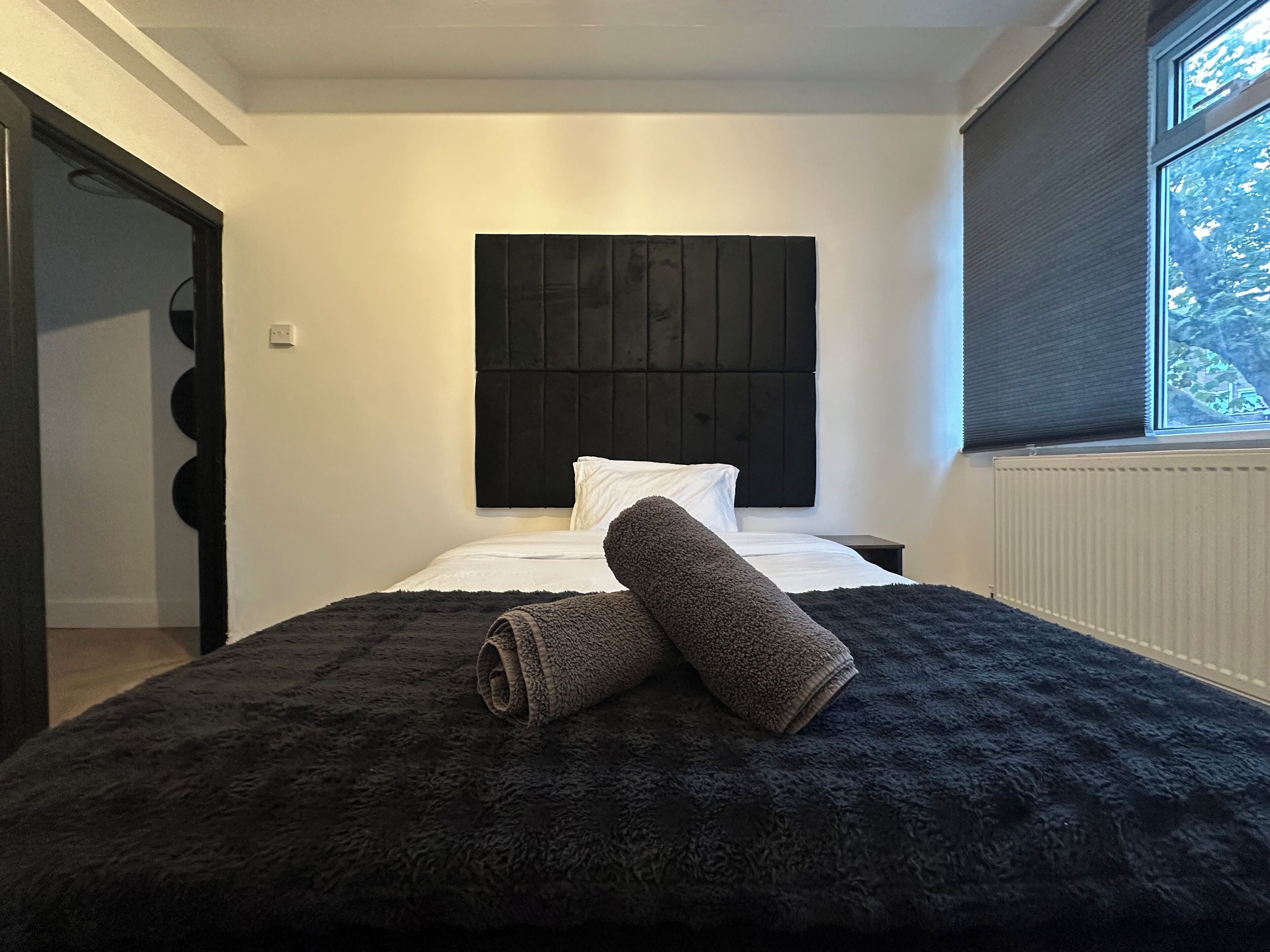 2 多间卧室、熨斗/熨衣板、旅行婴儿床、WiFi