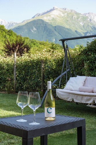 Cozy grandparents' house with panorama ready to dive into the trails...