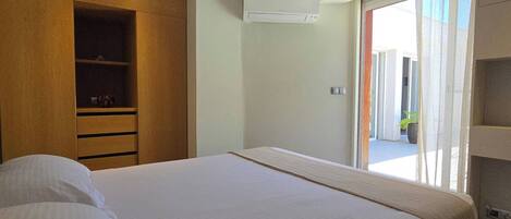 5 chambres, fer et planche à repasser, lit parapluie, Wi-Fi gratuit