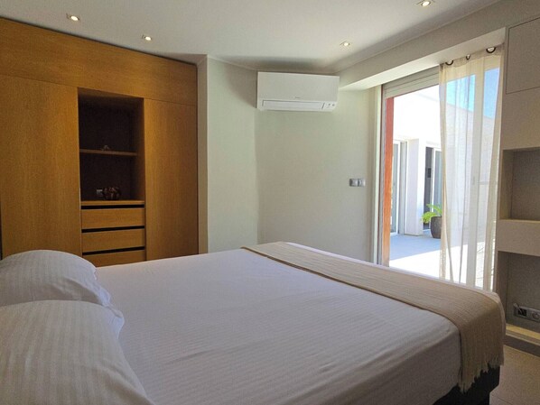 5 chambres, fer et planche à repasser, lit parapluie, Wi-Fi gratuit