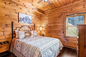 4 Schlafzimmer, Bügeleisen/Bügelbrett, Reisekinderbett, kostenloses WLAN