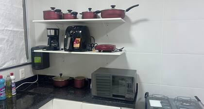 Cozy 1-bedroom apartment in peaceful Piratininga Niterói with AC, WiFi