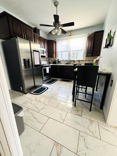 Charming 3-bedroom house in excellent Alameda with AC, WiFi