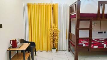 1 bedroom, free WiFi, bed sheets