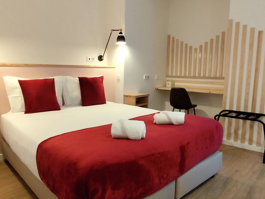 Double Room | In-room safe, desk, blackout drapes, free WiFi