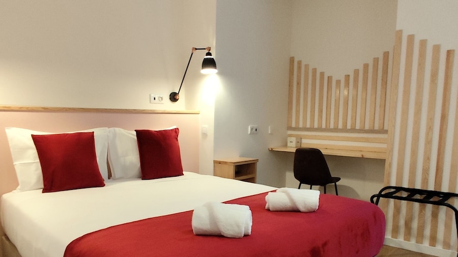 Bacalhoeiros 125 Hotel