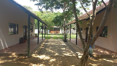 Charming 3-bedroom cabin close to Concepción de Ataco with WiFi & free parking