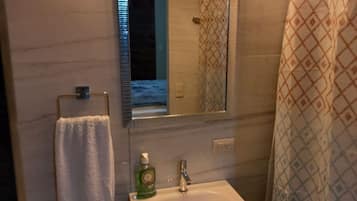 Towels, toilet paper