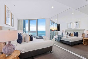 2 bedrooms, iron/ironing board, WiFi, bed sheets - H-Residence 2brm Premium (Surfers Paradise)