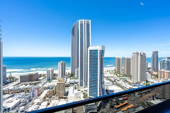 Unclassified image, 1 of 25, button