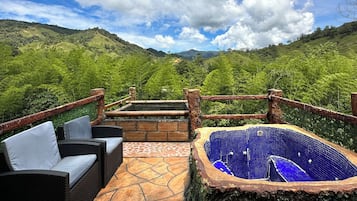 Cabane, patio, vue fleuve