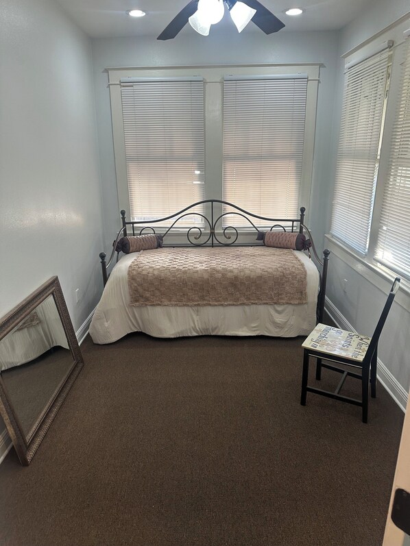 3 Schlafzimmer, Zimmersafe, Bügeleisen/Bügelbrett, kostenloses WLAN