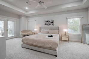 6 Schlafzimmer, BĂŒgeleisen/BĂŒgelbrett, kostenloses WLAN, BettwĂ€sche