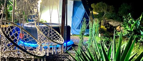 Casa de ciudad confort, dormitorio mixto, tina para personas con discapacidad, vista a la montaña | 1 habitación y wifi gratis