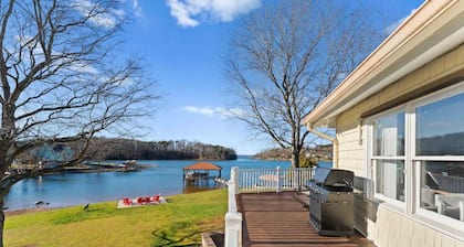 Pleasant Cove Waterfront Getaway With Fire Pit, Deck, and Lake Views