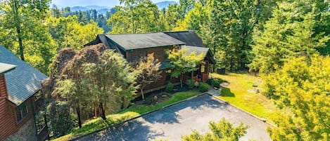 House (4 Bedrooms) | Front of property