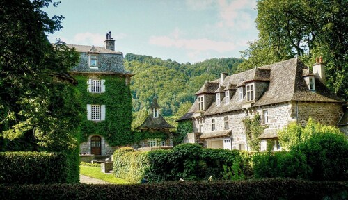 Château de La Voulte, Haute-Auvergne – A castle straight out of a fairytale.