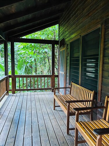 3-bedroom cottage
 La Ceiba with AC, WiFi, Pool.