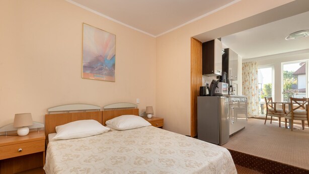 Apartment | 1 bedroom, individually furnished, bed sheets - Comfortable Holiday Studio, Breakfast Included (Rewal)