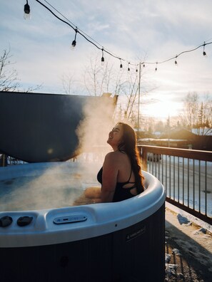 Outdoor spa tub - Wild About Anchorage · Hot Tub · Rooftop Patio · Chef's Kitchen · Coffee Bar (Anchorage)