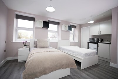 Colchester Studio Suites