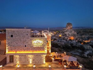 Exterior - Kasr-ı Kapadokya Cave Suites (Ürgüp)