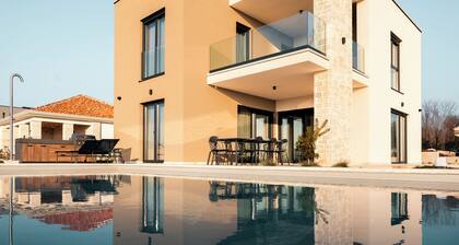 Villa SUN Villa with pool and sea view