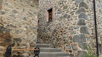 Enceinte de lâhĂ©bergement