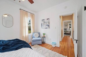 2 bedrooms, desk, iron/ironing board, travel crib