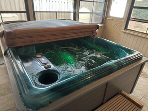 Interior - Charming house in welcoming Melbourne with AC, WiFi (Melbourne)