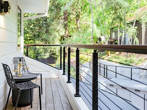 Signature Room | Terrace/patio - Okaeri Calistoga (Calistoga)