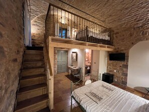 Family Room, Courtyard View | Blackout drapes, soundproofing, free WiFi - Pietra Rossa (Chios)
