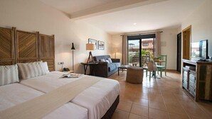 Hypo-allergenic bedding available, down comforters, desk - EL RINCON DE ELOY (La Oliva)