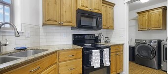 Charming 4-bedroom house with AC and WiFi in welcoming Twin Falls