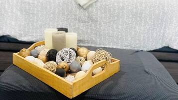 1 soverom, strykejern/-brett, wi-fi og sengetøy