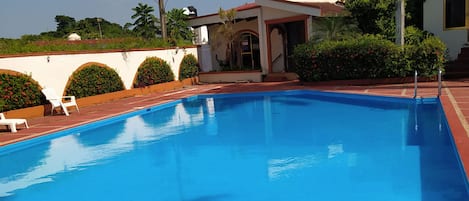 Utomhuspool