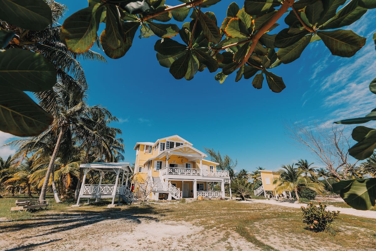 Exclusive Room, 1 Bedroom, Non Smoking, Beachfront | 2 bedrooms, in-room safe, free WiFi, bed sheets