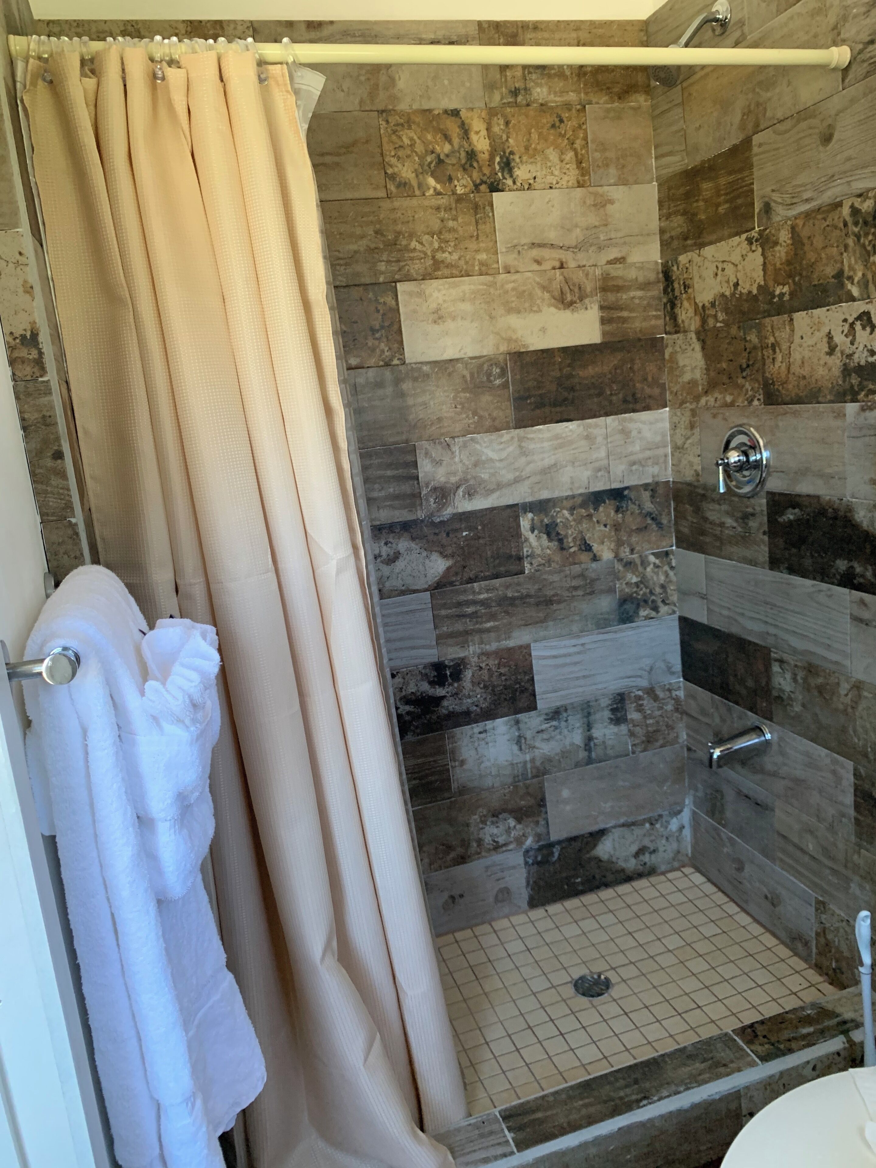 Comfort Cabin, 1 Bedroom, Non Smoking, Ocean View | Bathroom