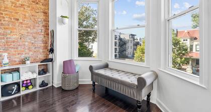 6-Bedroom DC Brownstone - 2 Car Garage, Dual Kitchens & Multiple Living Areas