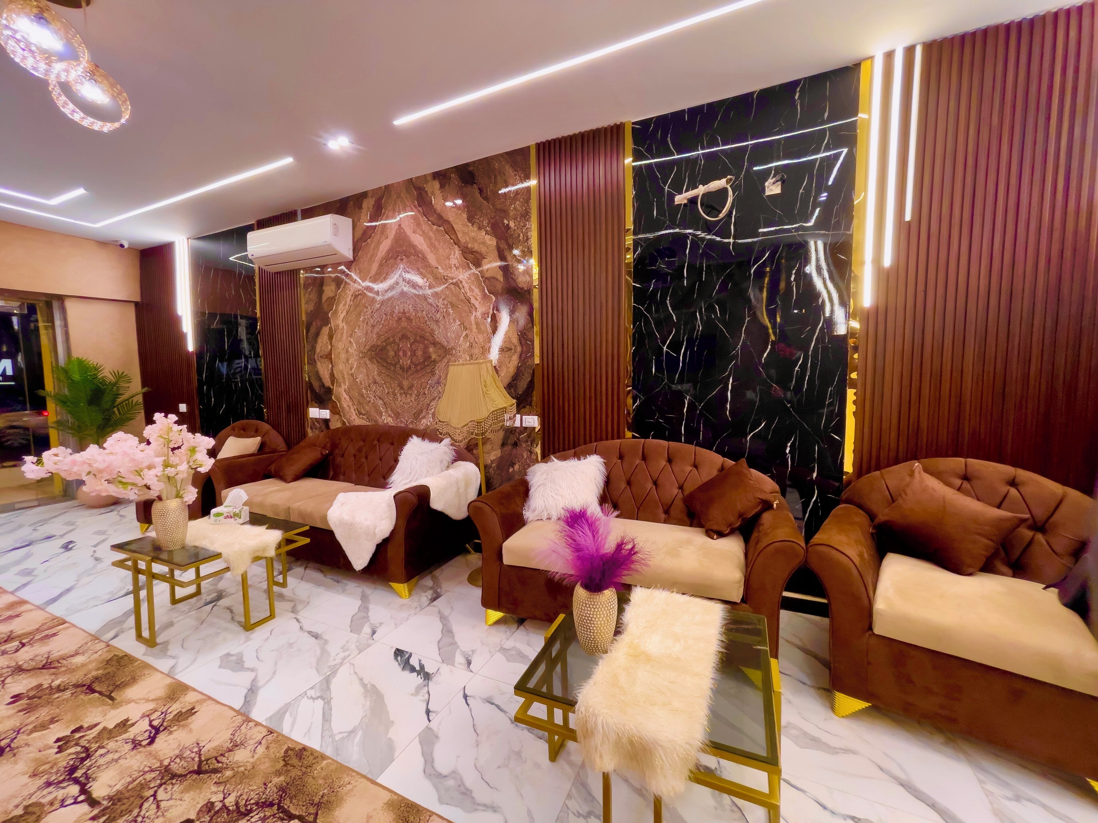 Photo - NEMES Pyramids View INN