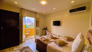 Chambre Double Supérieure, 1 grand lit, vue montagne | Vue depuis le balcon