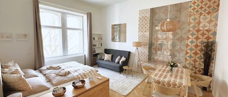 2 dormitorios, tabla de planchar con plancha, cuna de viaje y wifi