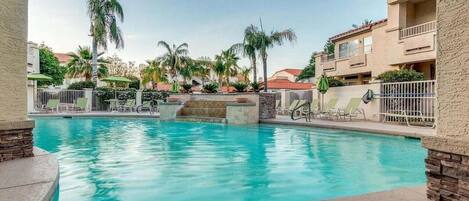 Outdoor pool, a heated pool