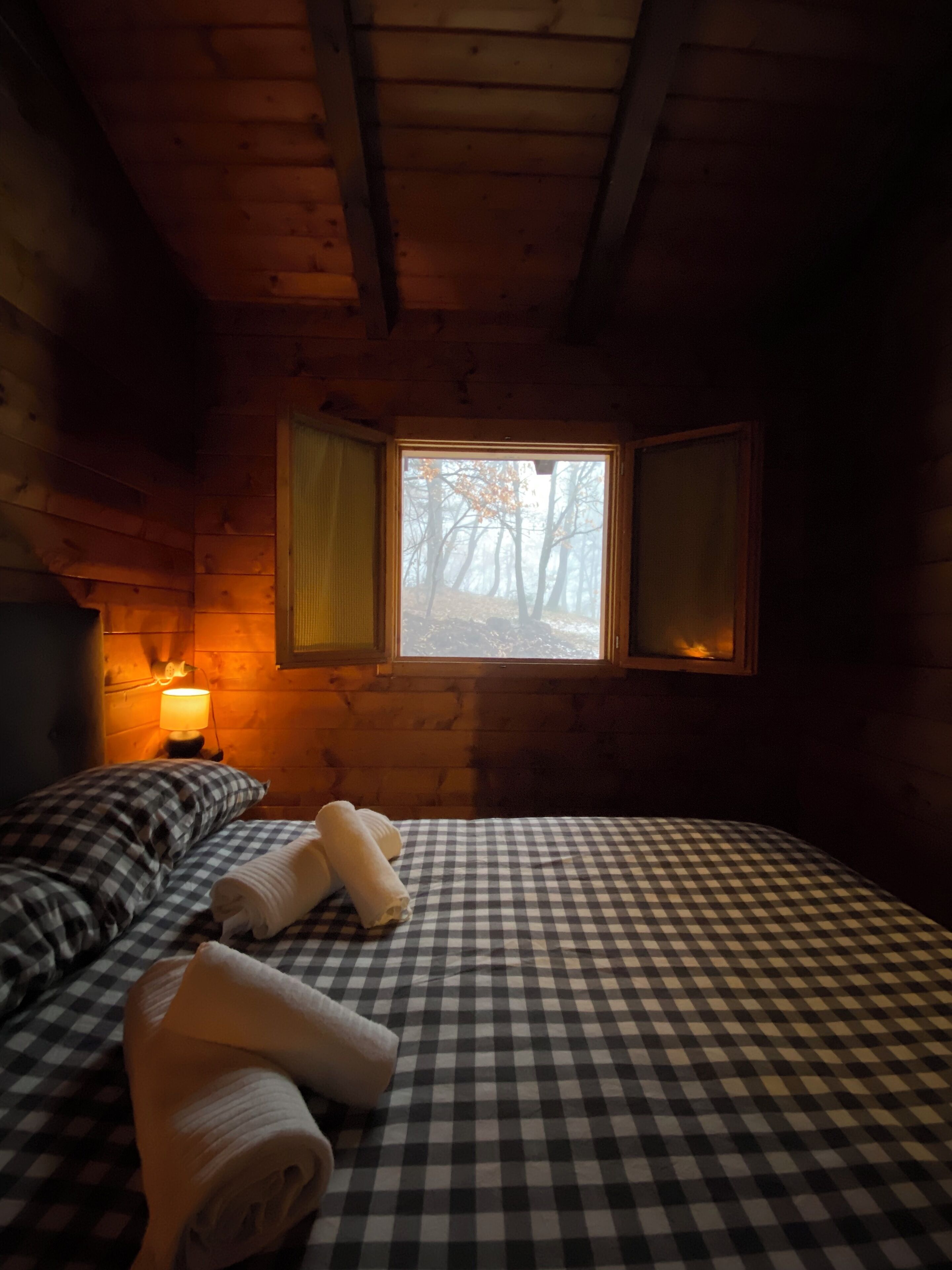 2 Schlafzimmer, Reisekinderbett, kostenloses WLAN, Bettwäsche