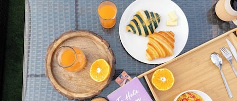 Apartment, 1 Bedroom | Outdoor dining