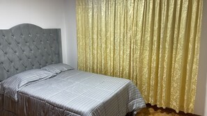 6 عدّة غرف نوم وواي فاي وملاءات أسرّة